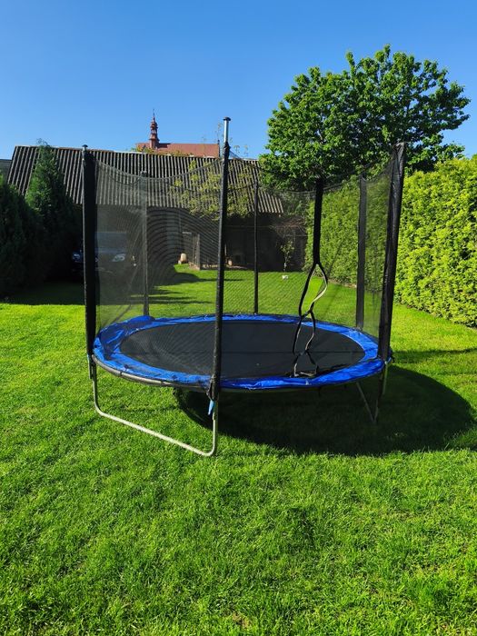 Trampolina ogrodowa