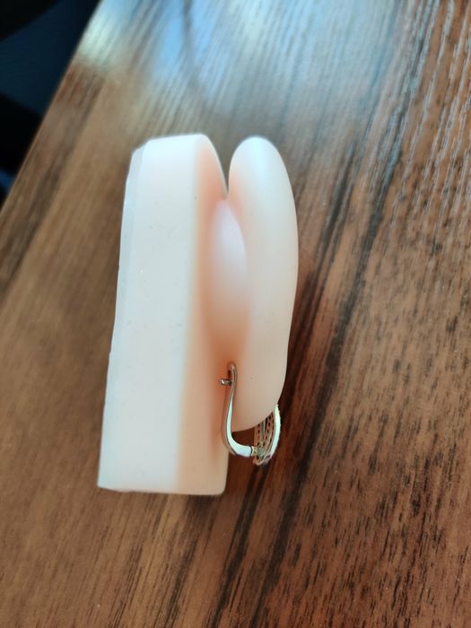 Нові жіночі сережки