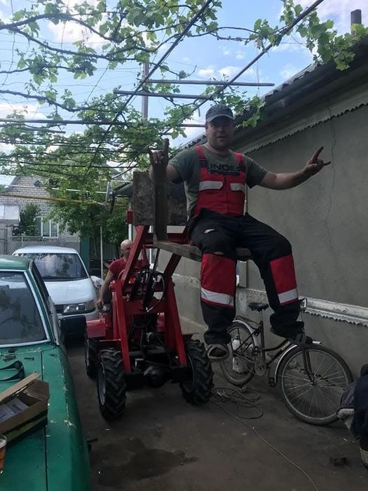 Продаю міні-погрузчик