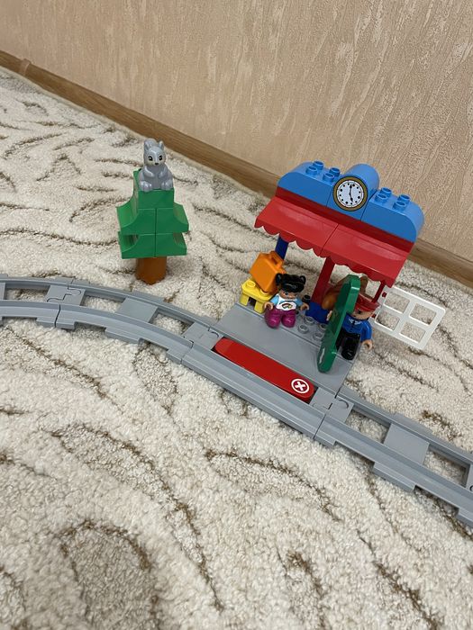 Конструктор лего duplo поезд