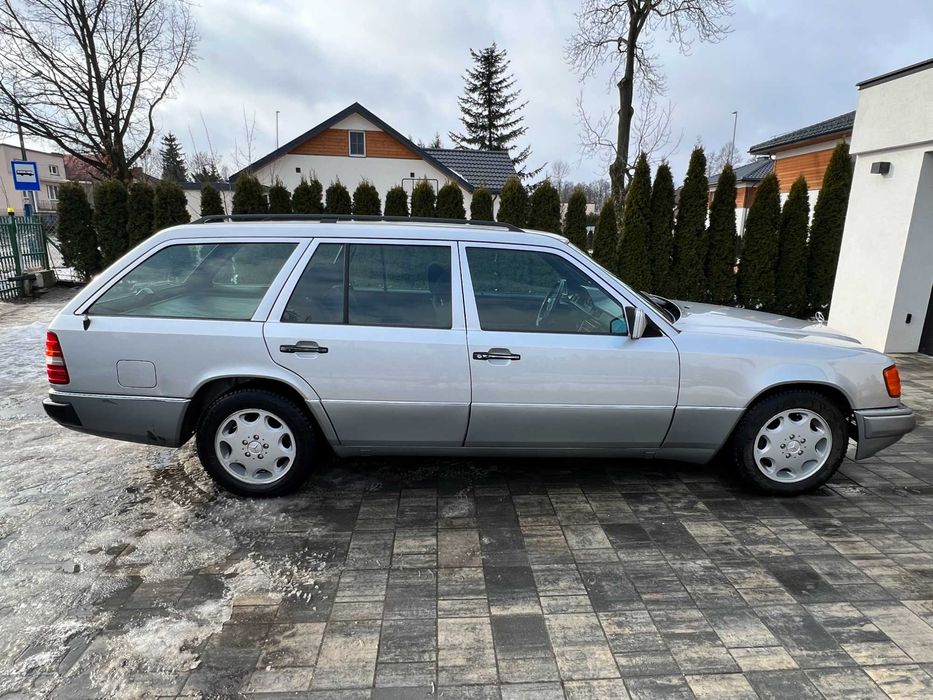 Mercedes-Benz W124 2.8 benzyna 193km