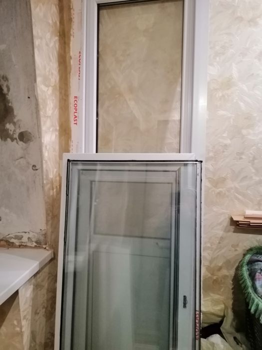 Продам скло пакети 4 шт. 60×126.5 2шт.50×115 2шт