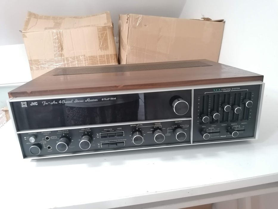 Conjunto Hi-fi Technics e JVC64584778641539120