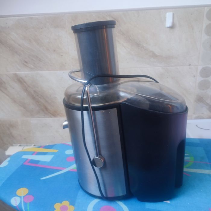 Sokowirówka Eldom SK9S