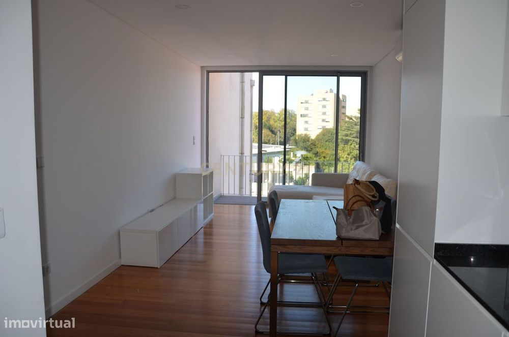 Apartamento T1 Novo em Paranhos, ao Jardim de Arca D'Água