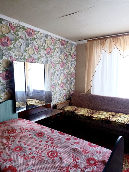 Оренда! Кімната у гуртожитку, Хіммістечко