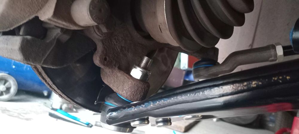 Продам авто Ford C max