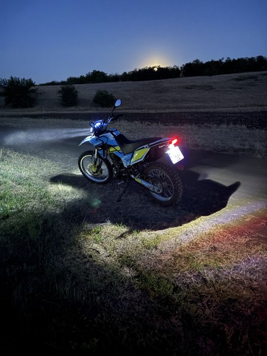 Продам Lifan KPX 250