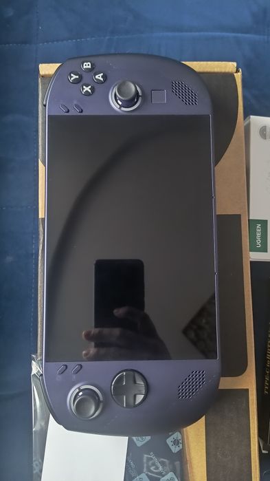 Konsola Legion go S steamos