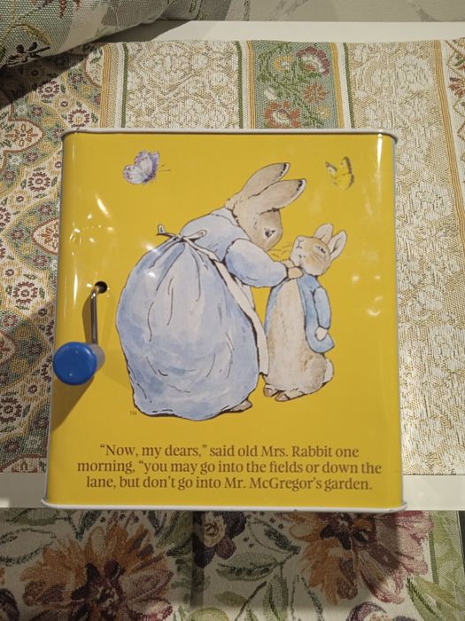 Детская музыкальная шкатулка Peter Rabbit
