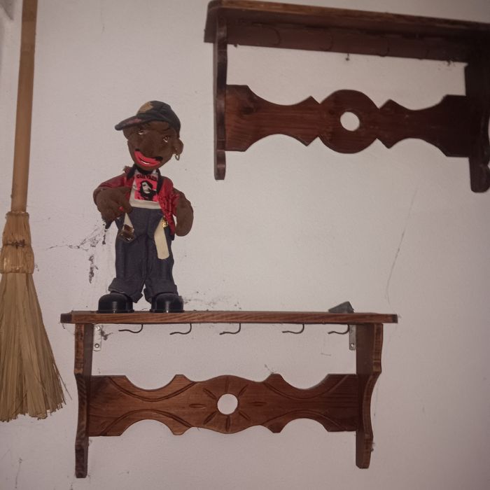 Antiguidades  vende se