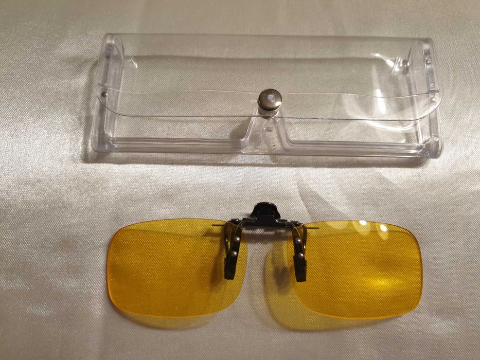 Clip para Óculos filtro anti-Luz Azul protege olhos - Ecrãs ou Tablets
