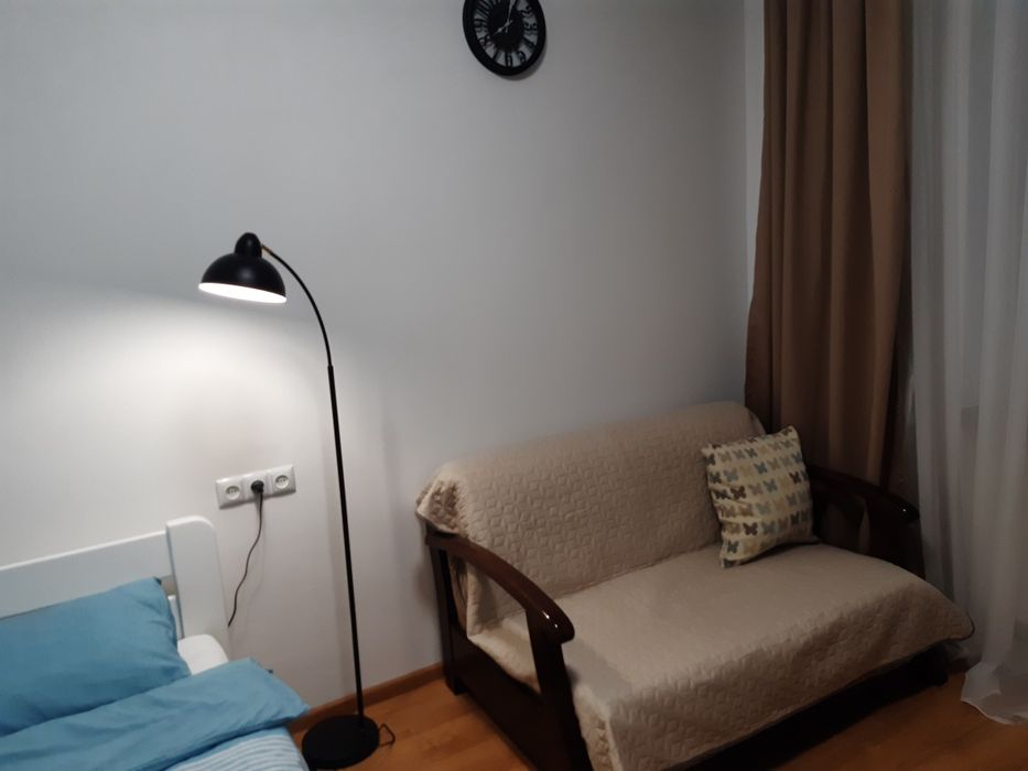 На пару годин .подобово .квартира біля ж.д. вокзалу .центр