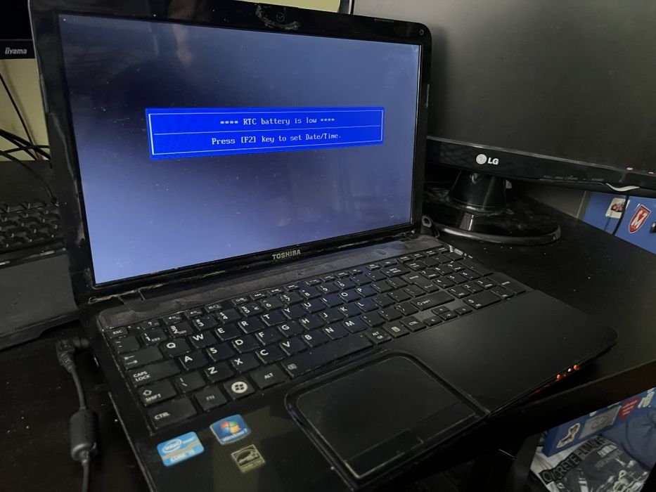 Laptop Toshiba satellite l850 12z