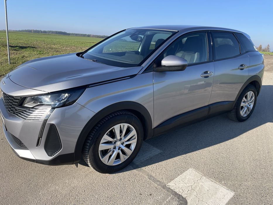 Peugeot 3008  1.5 HDI super stan , model 2022