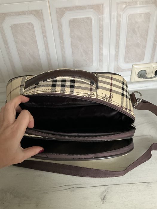 Сумка Burberry  нова
