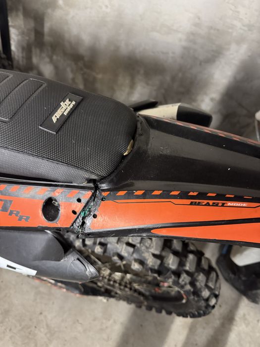 Cross Enduro Asix xb 88 300 - zebatka 52z, handbary, klamki