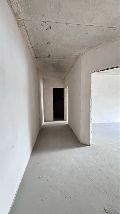 Продається простора 2кім.квартира по вул. Бельведерська .         I