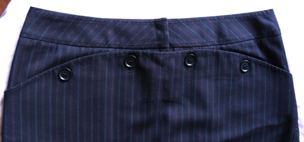 elegancka spódnica damska Monnari 42 spódniczka midi fałdy