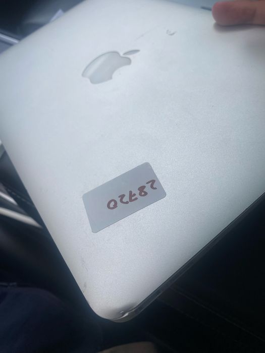 Mac Book air на запчастини