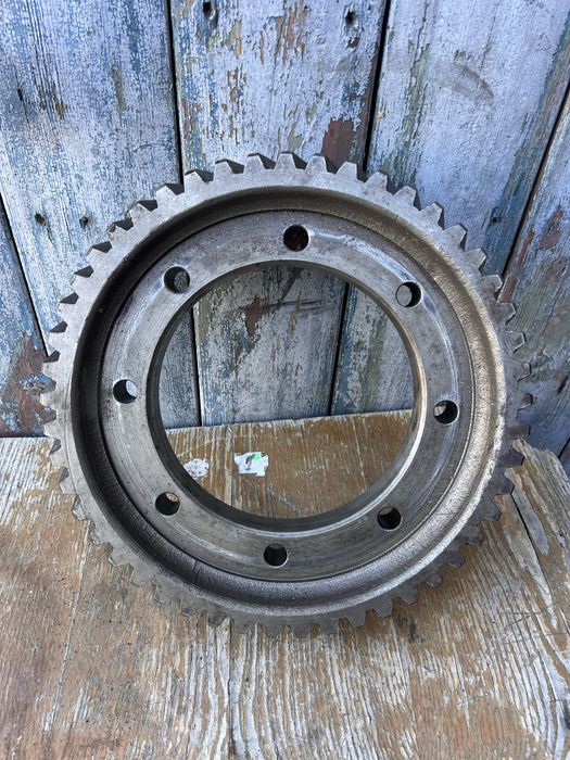 Шестерня цилиндрическая ведомая редуктора Урал 49 зубов