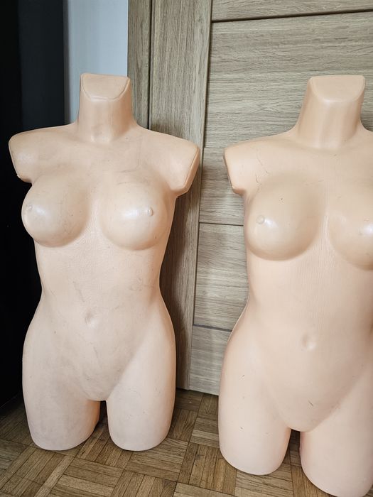 Manekiny tors kobiecy plastikowy