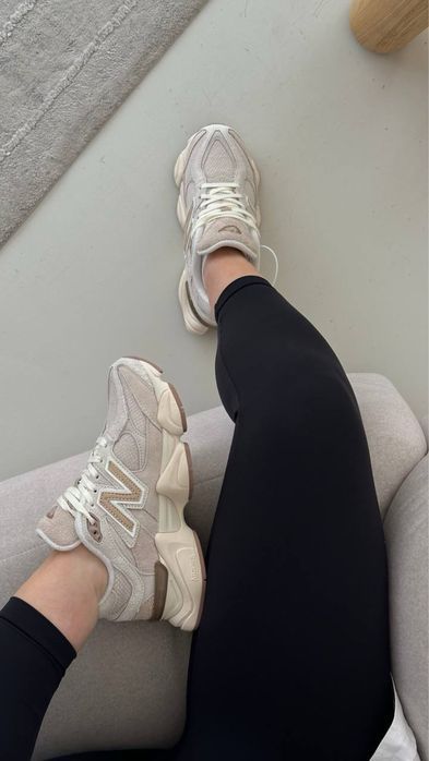 New Balance 9060 Beige трендові жіночі кросівки ню беланс 9060 бежеві