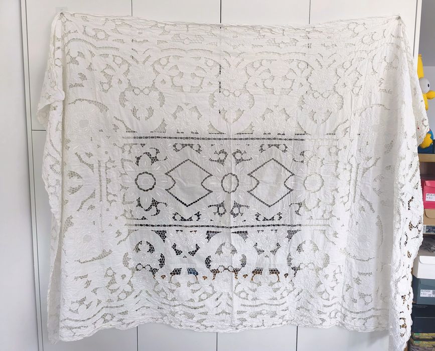 Toalha Renda Veneziana 160x260 + 10 Guardanapos