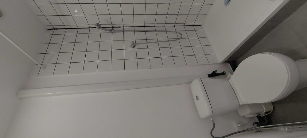 Quarto privado com Copa e WC - Para 1 pessoa (não aceitamos casal)