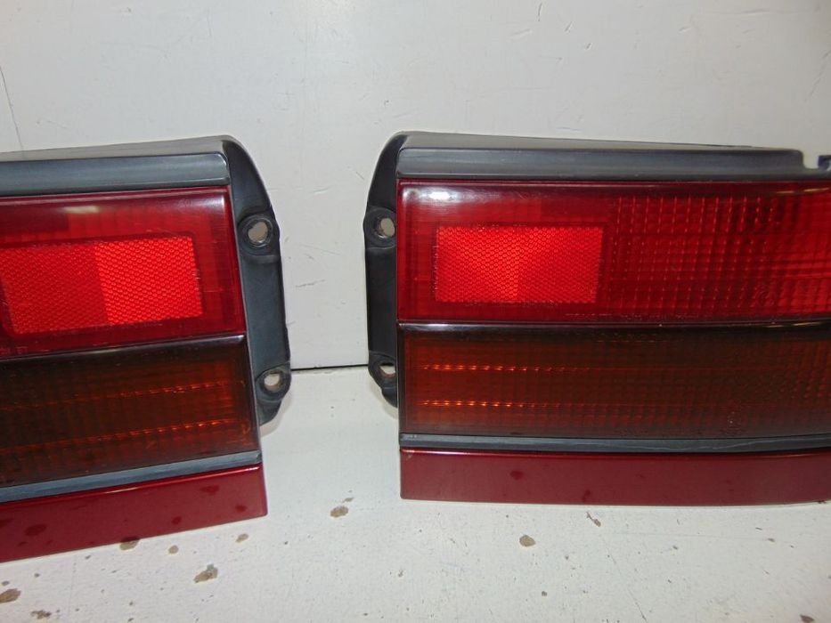 Toyota carina farolins