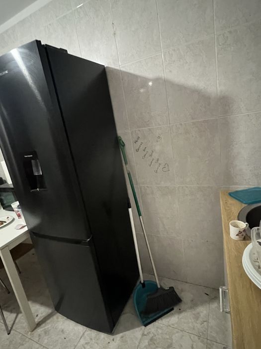 Frigorifico como novi