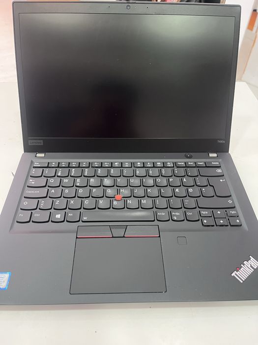 Lenovo ThinkPad T490s i5-16GB Touchscreen