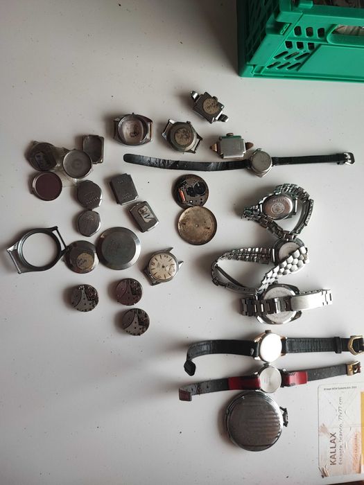 Lote de relógios para peças ou reparação