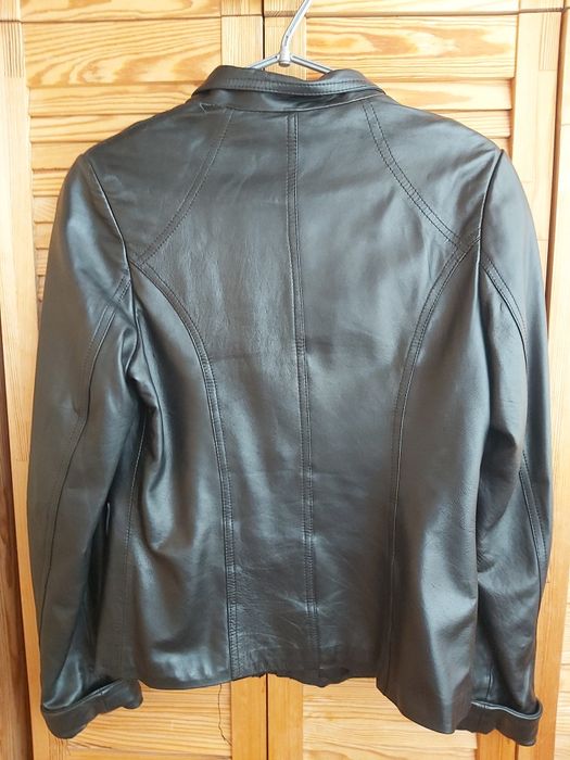Куртка шкіряна жіноча