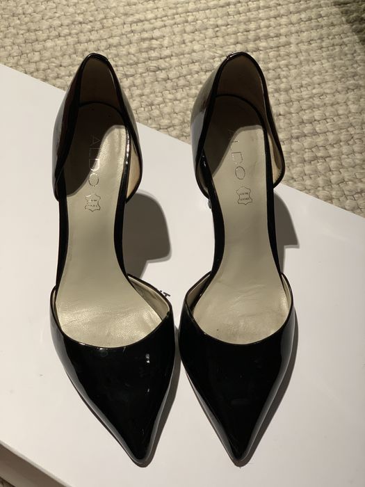 Czarne szpilki Aldo 40 lakierowane obcasy.