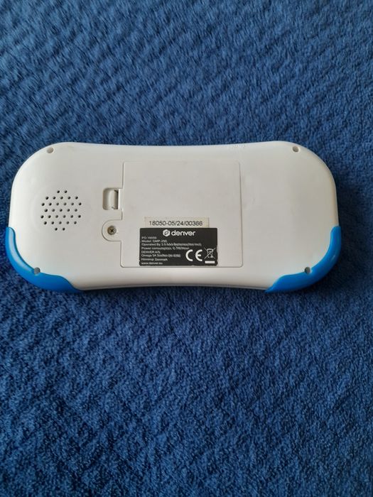 Retro konsola Denver