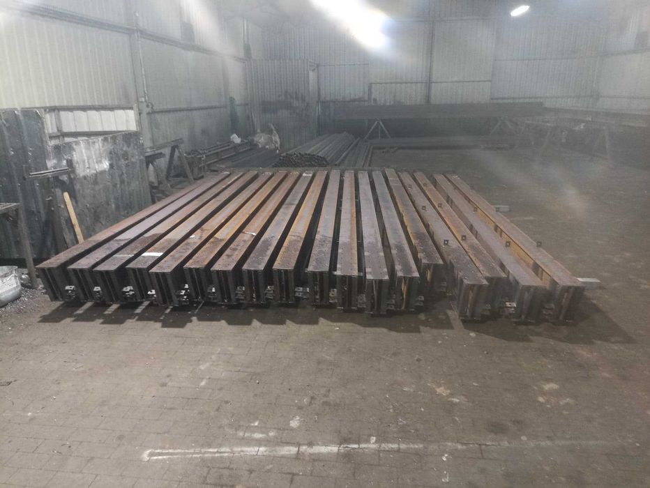 Konstrukcja hali 8x25x5m