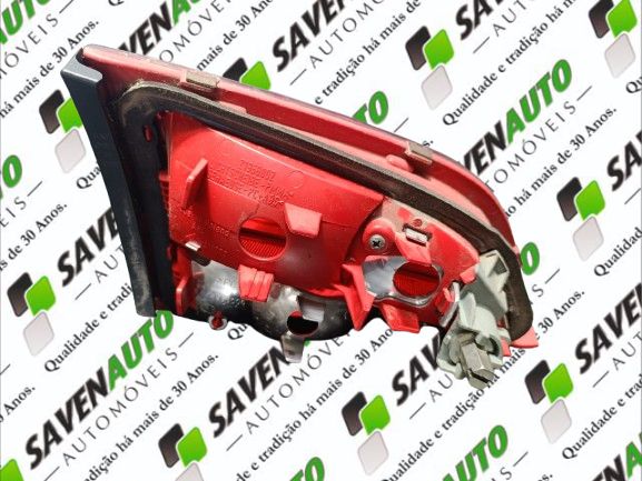 Farolim da mala direito AUDI A4 (8K2, B8)