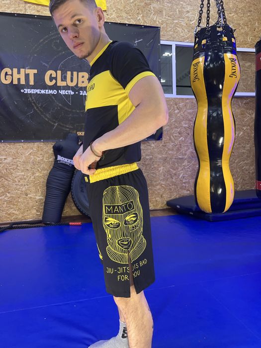 Манто Рашгард и Шорты Комплект Для Тренировок