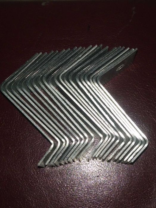 Кронштейны крепежи новые