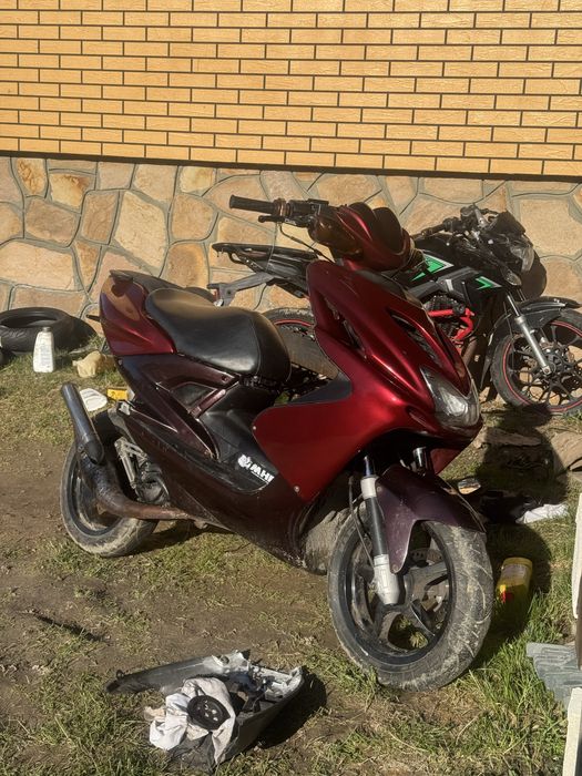 Продам фулл пластик Yamaha Aerox - MBK