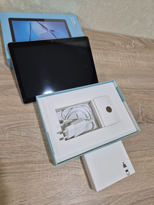 Продам планшет Huawei