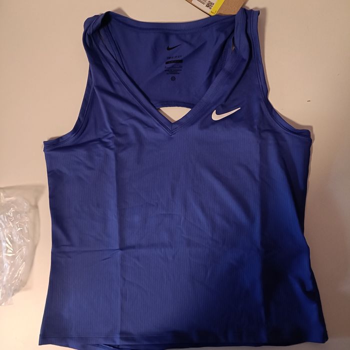 Жіноча майка nike