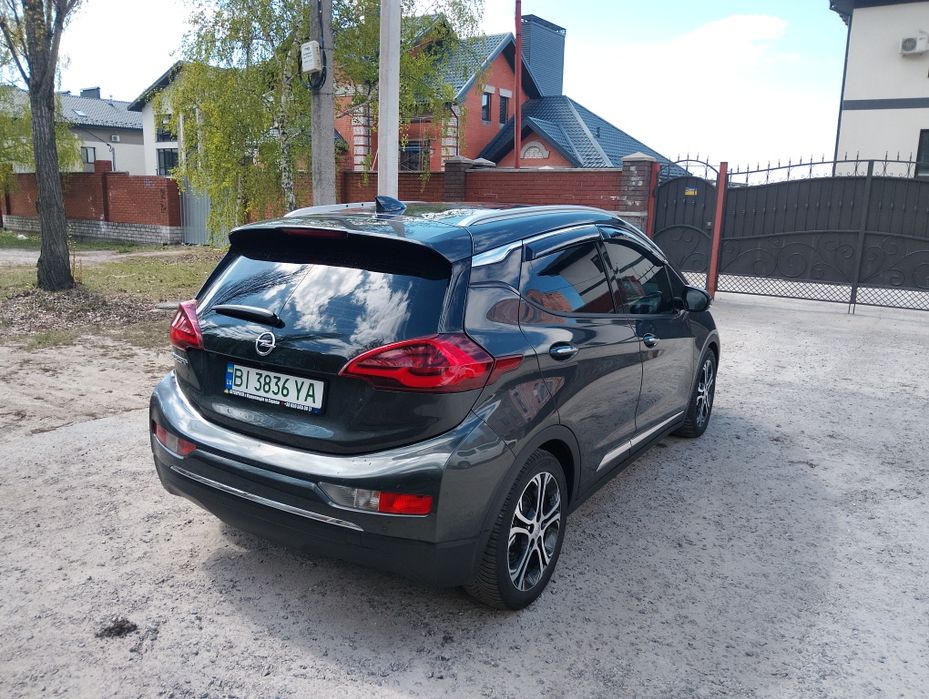 Продам Opel Ampera-e