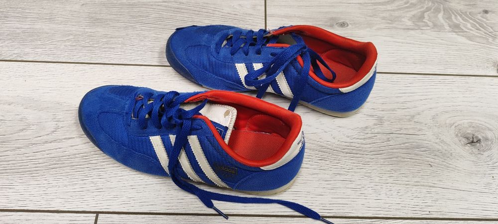 Buty adidas niebieskie rozm. 38