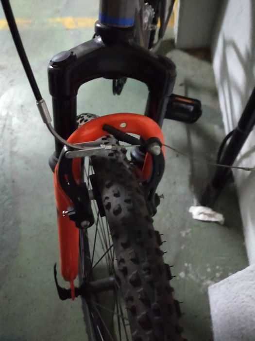 Bicicleta Montanha praticamente nova