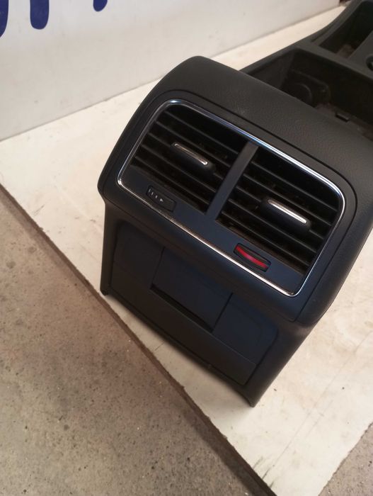 Consola Central / Porta-Objetos Audi A4 B8 A5 8T (8K0864981F)
