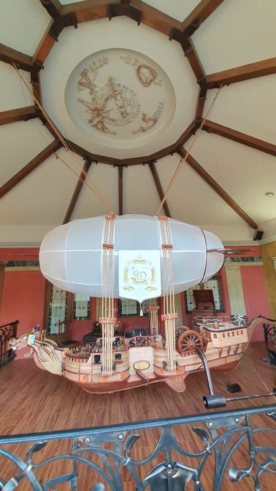 ПРОДАЖ ГОТЕЛЬНОГО КОМПЛЕКСА "Летючий Голандець" в м. Ужгород [діючий]