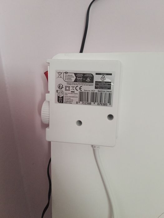 Termostat i kabel zasilający do grzejnika panelowego 425W