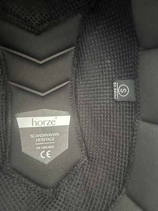 NOWY kask Horze Cadence